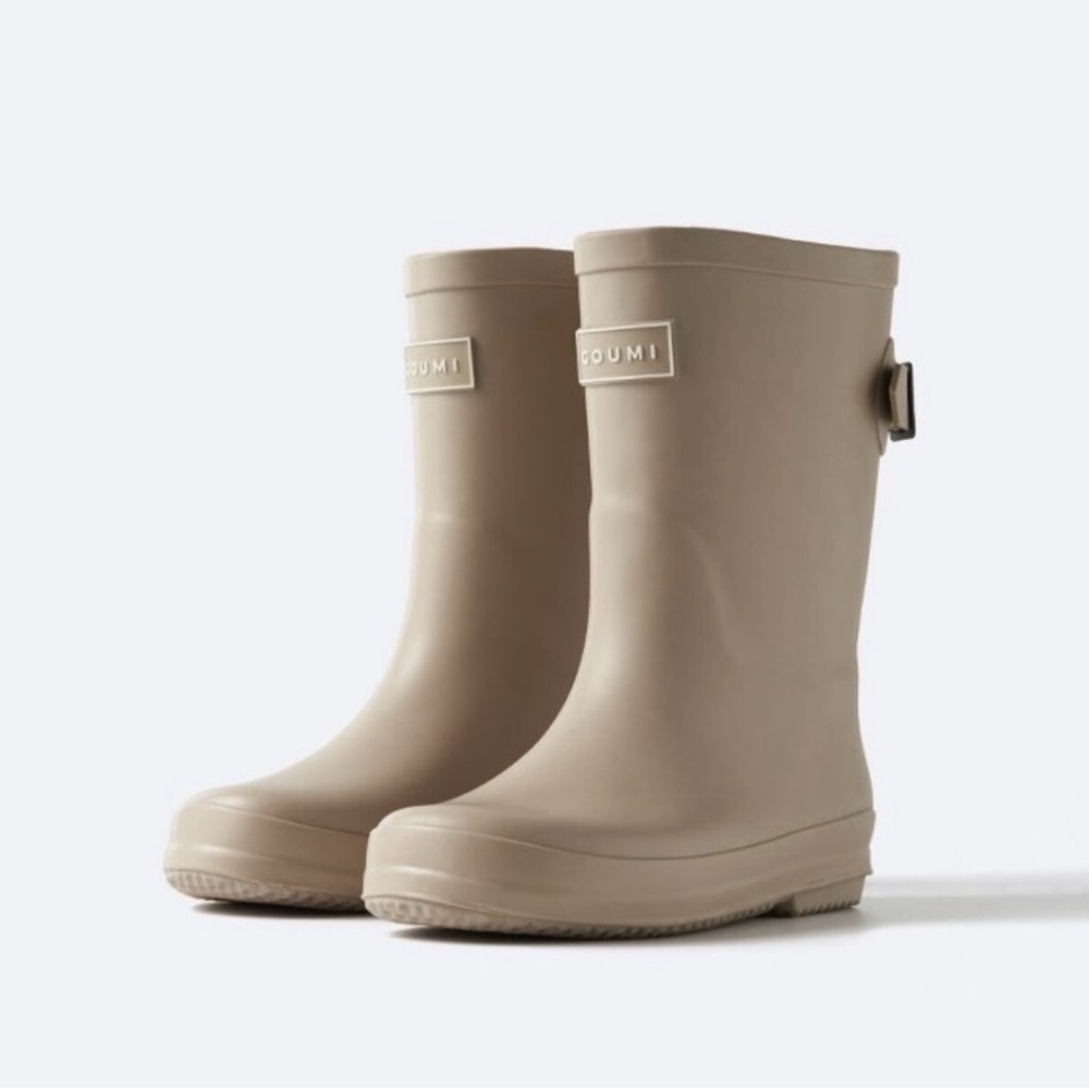 EUC Goumi Tan Muddies Rain Boots Toddler sz 6c